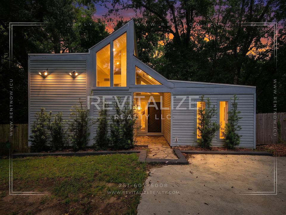 1st image of 2739 Knollwood Dr