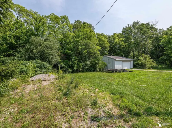 1606 Mooreville Rd, Milan, MI 48160