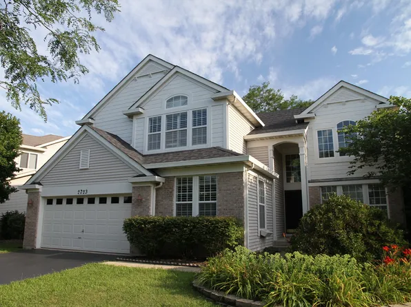 2723 Whitehall Ln, Naperville, IL 60564