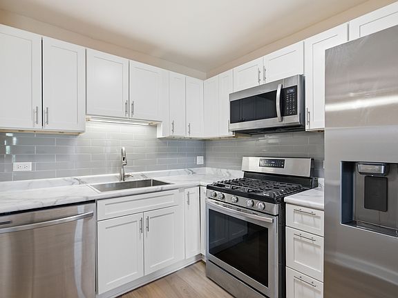 3rd image of 3511 N Central Rd #302