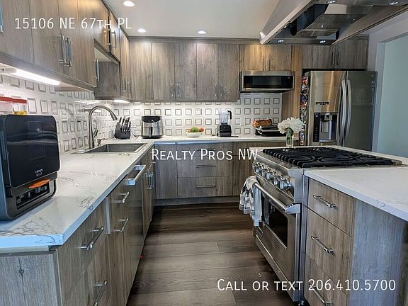 2nd image of 15106 NE 67th Pl