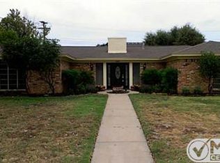 2101 Hurstview Dr, Hurst, TX 76054
