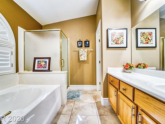 5th image of 5017 Encore Paradise Ave