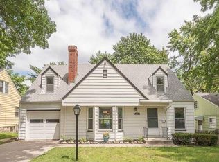 6437 Charlotte St, Kansas City, MO 64131