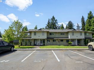 13600 NE 18th St APT 26, Vancouver, WA 98684