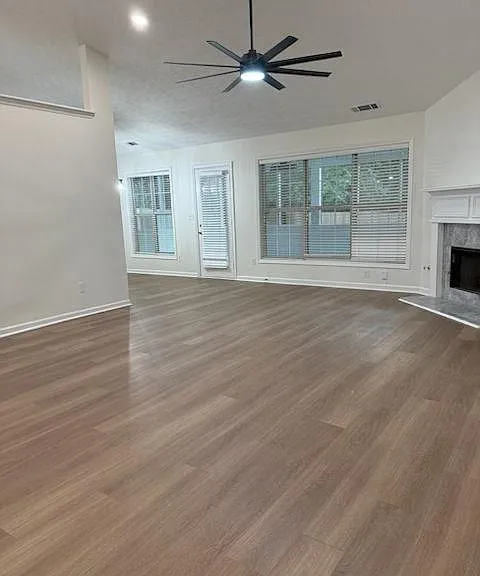 920 Charles Hall Dr — Photo 24