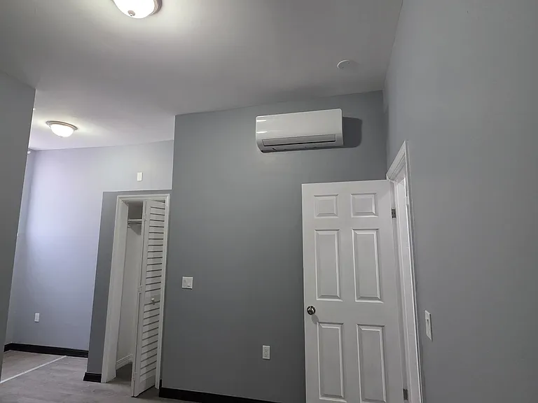 190 Washington St #2 — Photo 6