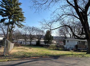 2906 Crescent Cir, Chattanooga, TN 37407