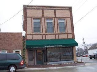 8 S 3rd St, Clear Lake, IA 50428