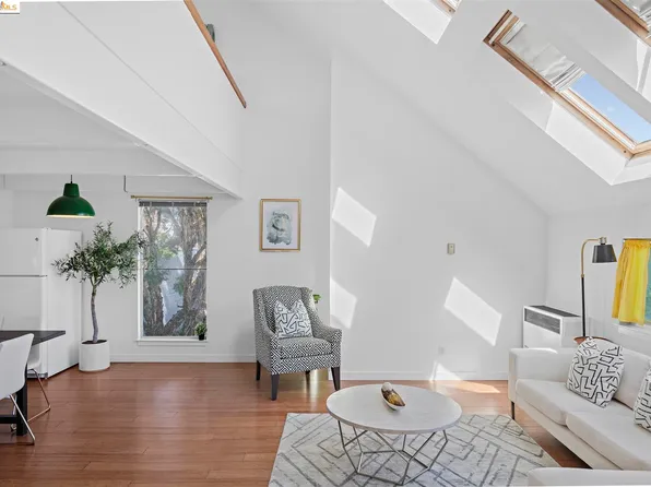 1450 4th St APT 1, Berkeley, CA 94710