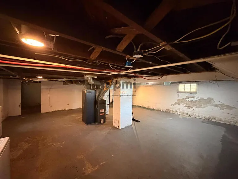 215 N Woodland Ave — Photo 12