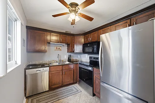 376 Saxony Way #H Photo 1