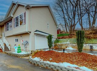 101 Yale Ave, Meriden, CT 06450