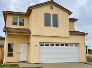 1708 Bluffs Dr, Oroville, CA 95965