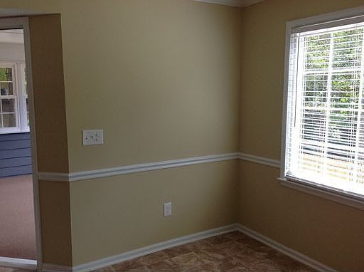 3rd image of 4815 Victorian Ct