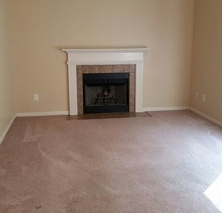 3rd image of 2503 Randell St