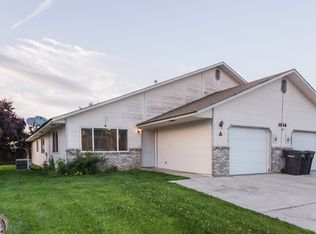 1255 Westbrook Loop #A, Yakima, WA 98908