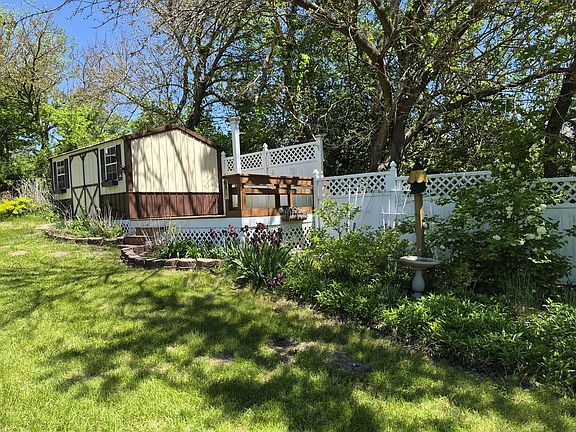 4th image of 112 Valley View Rd