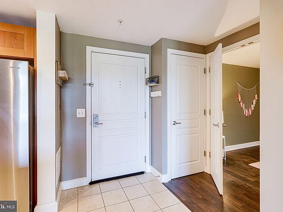 4th image of 2451 Midtown Ave APT 1317