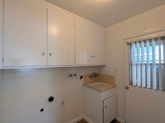 3rd image of 785 W 14th St APT 1