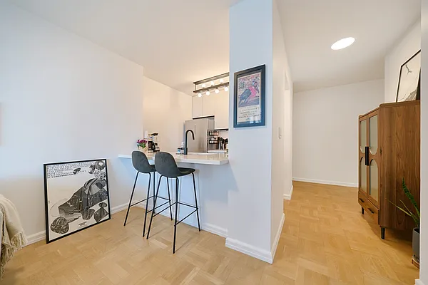 Rented by Jack Resnick & Sons | media 2