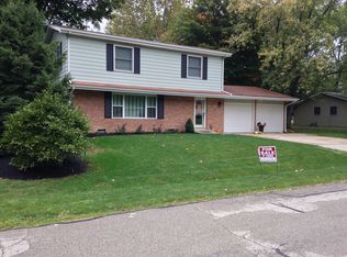 2213 S Sisk Dr, Yorktown, IN 47396