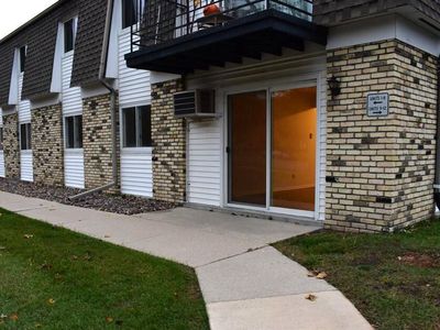 2300 Chestnut STREET UNIT 10, West Bend, WI, 53095