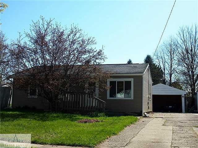 1st image of 833 Brookdale St