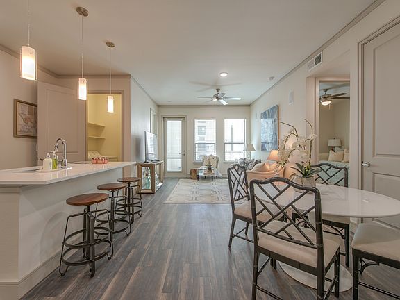 3rd image of 1800 Saint Joseph Pkwy #417