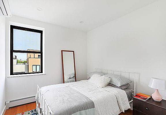 5th image of 453 E 25th St #307