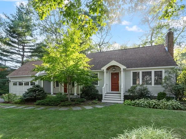 39 Greenwood St, Lexington, MA 02421