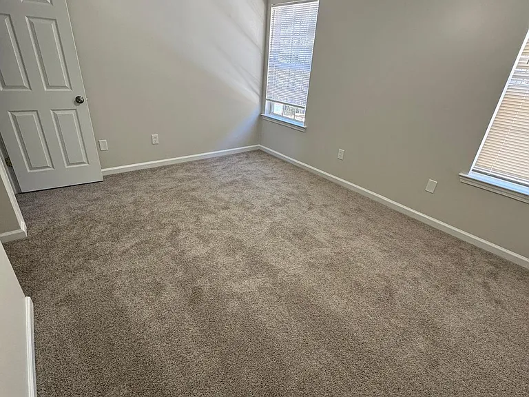 4709 Autumn Rose Trl — Photo 11