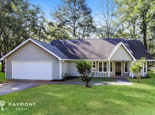 1088 Helmer Rd, Riverdale, GA 30296