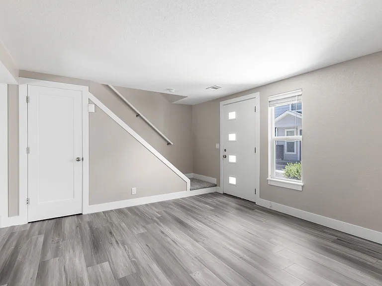 1602 Garfield Ave #2 — Photo 6