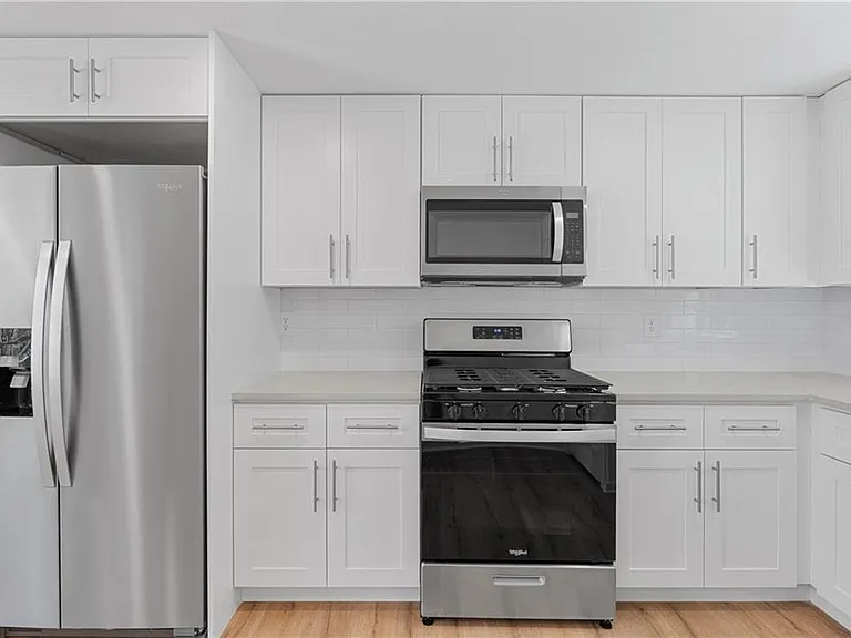 237 N Howard St NE #3 — Photo 8
