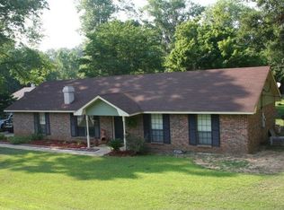 278 Lakeside Dr, Vicksburg, MS 39180
