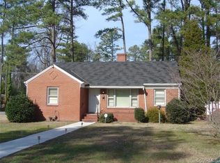 927 Northampton Rd, Petersburg, VA 23805