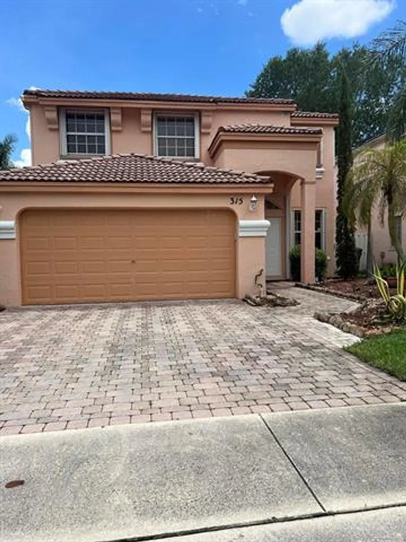 315 NW 158th Ln # 315, Pembroke Pines, FL 33028 — Photo 2