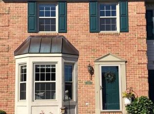 321 Cobblestone Ln, Lancaster, PA 17601