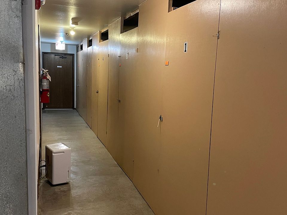 1st image of 1320-1322 W Meadows Dr #1322-06