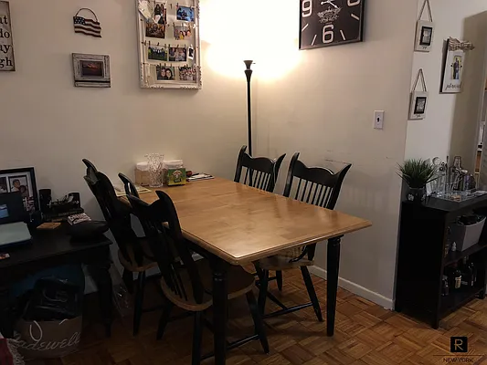 Rented by R New York | media 61