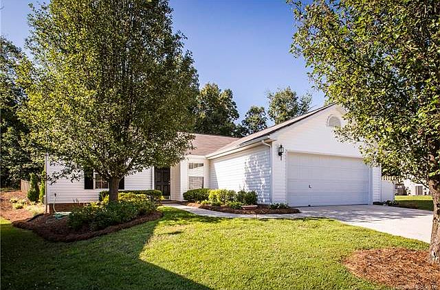 1st image of 8639 Silver Falls Way