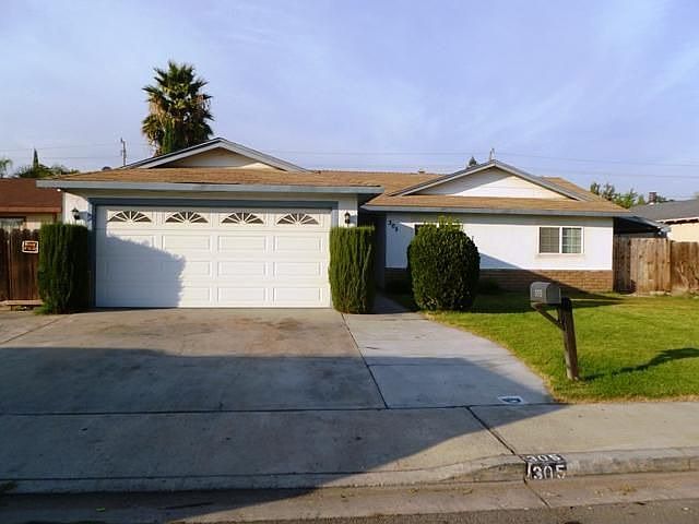 2nd image of 305 Ironwood Dr