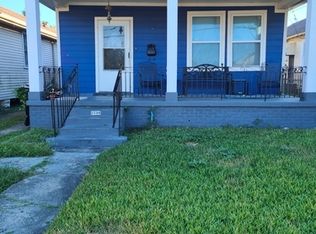 2536 Gladiolus St, New Orleans, LA 70122