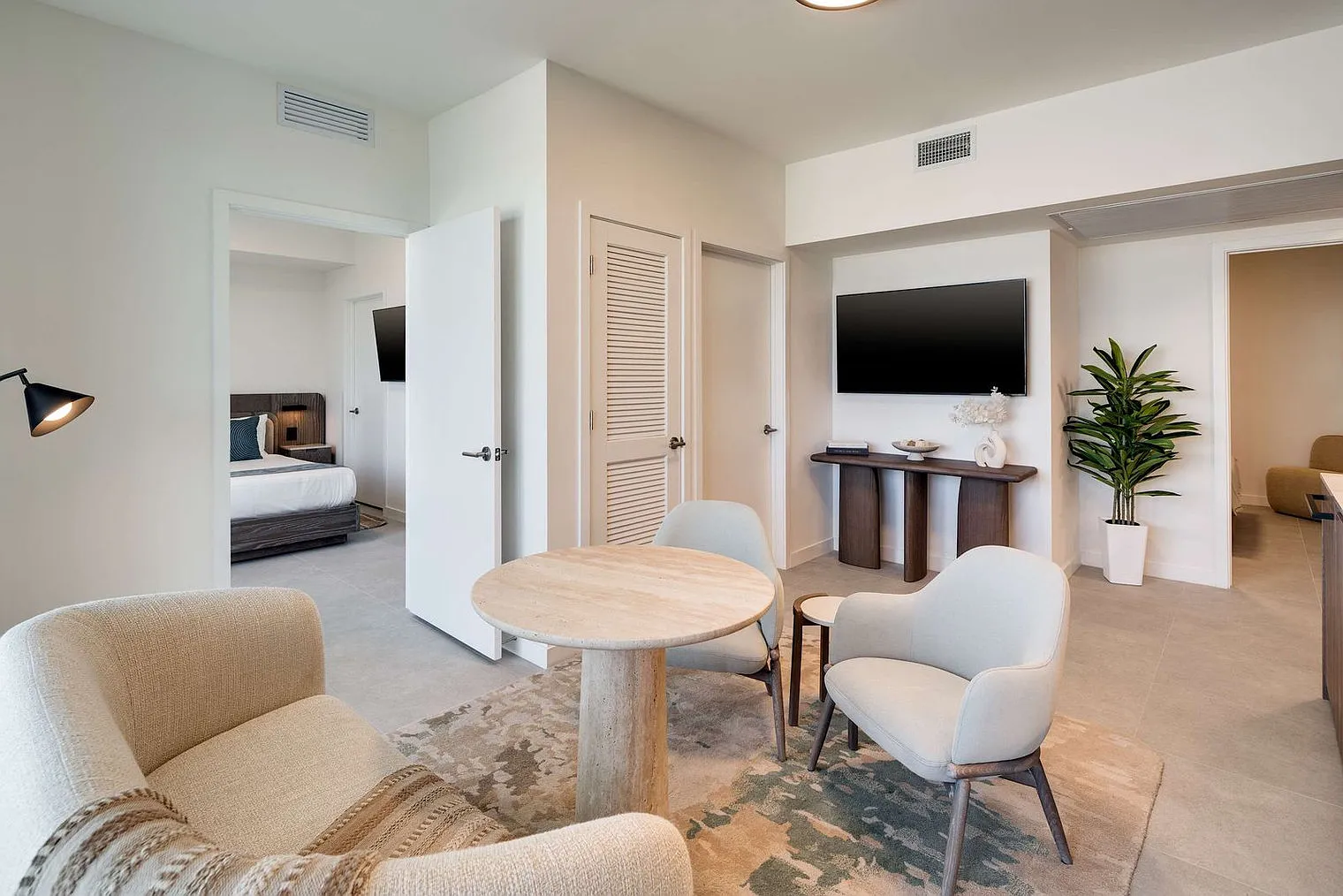 2 bed, 1.0 bath, $6,525 — Photo 2