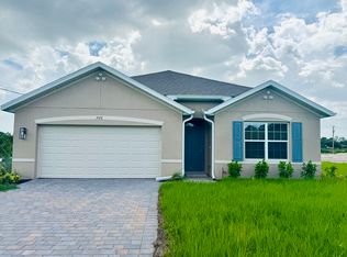 726 Oakridge Ave S, LEHIGH ACRES, FL 33974