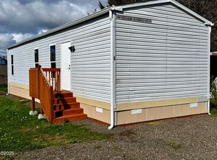 724 SW Ferry Ave #11, Siletz, OR 97380