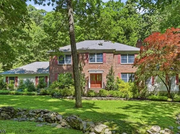 50 Ponderosa Pl, West Milford Twp., NJ 07421