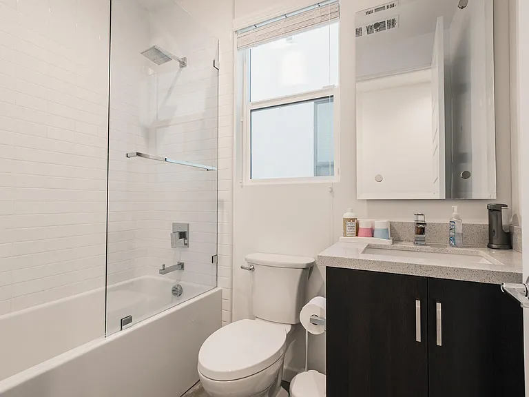 2707 Majestic Way — Photo 16