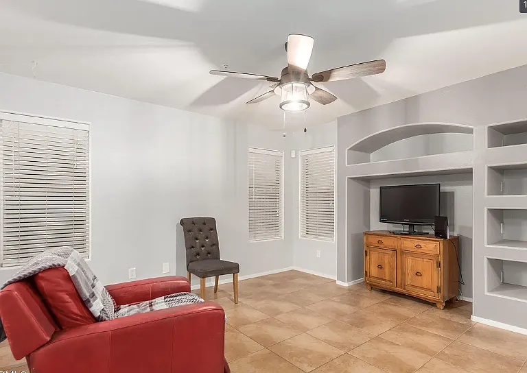 12703 W Milton Dr — Photo 9